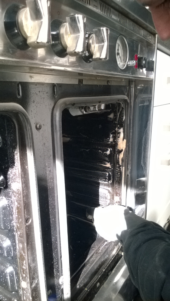 professional oven cleaning enfield